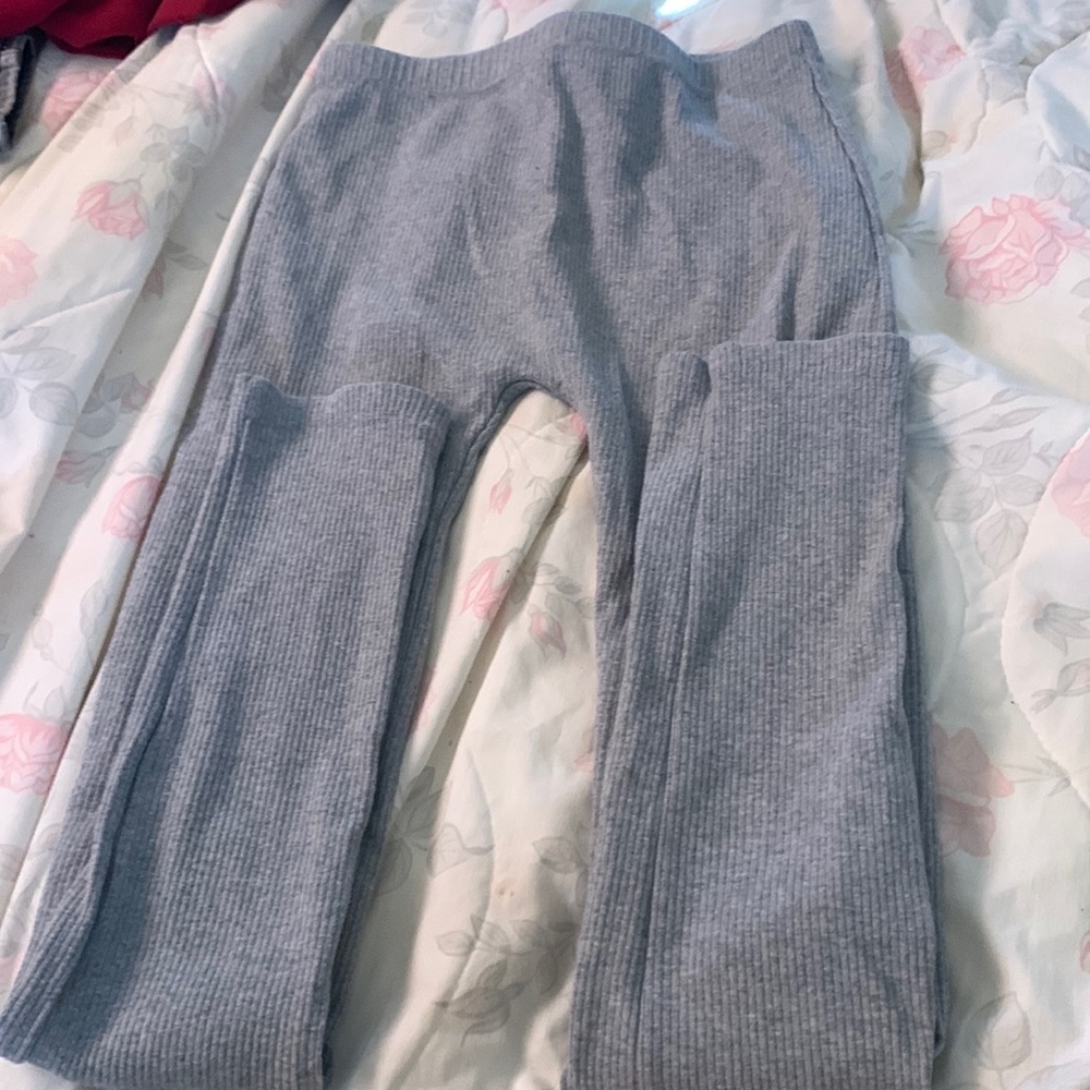 Grey leggings